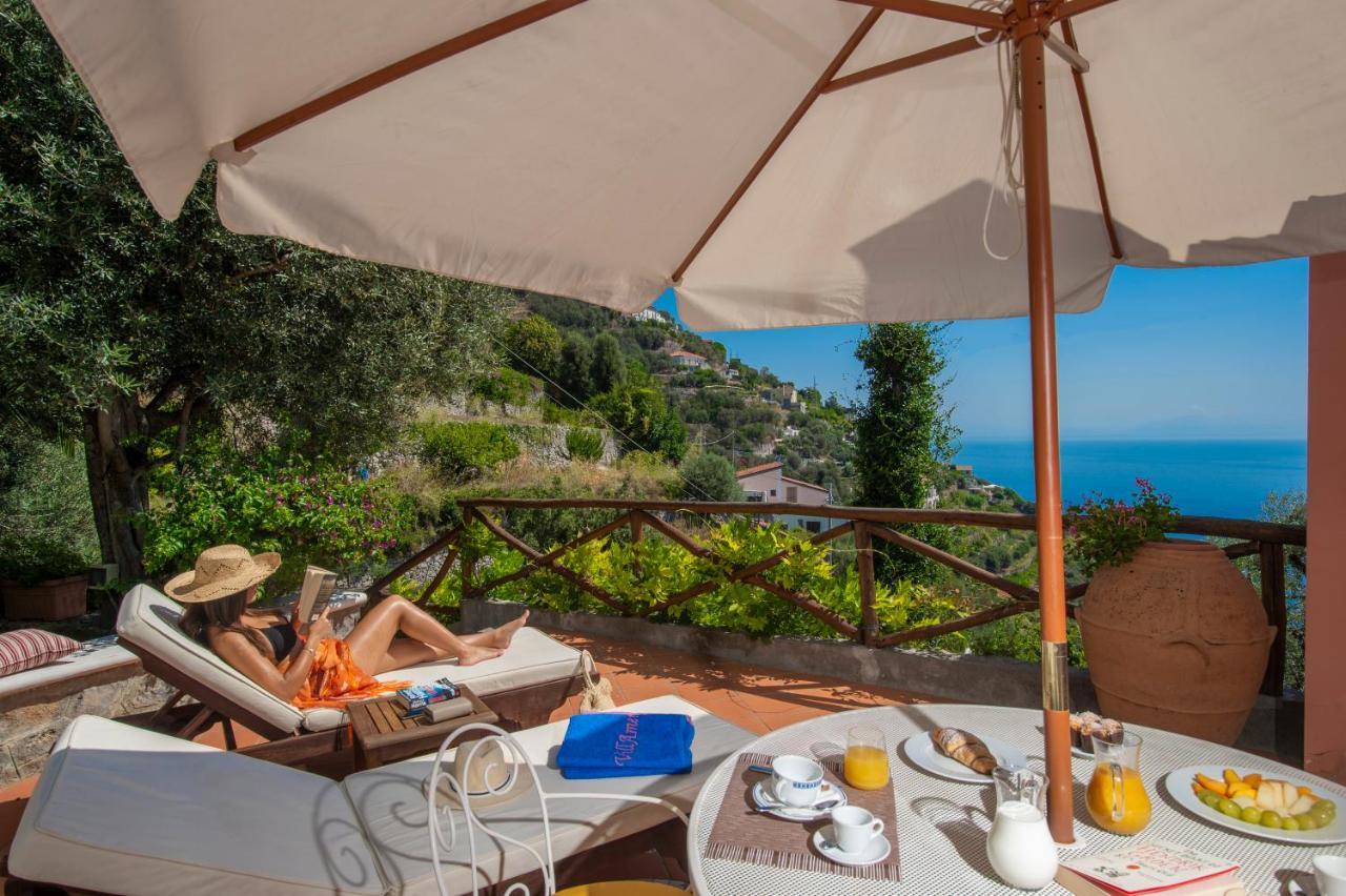 Villamena Bed & Breakfast 3*