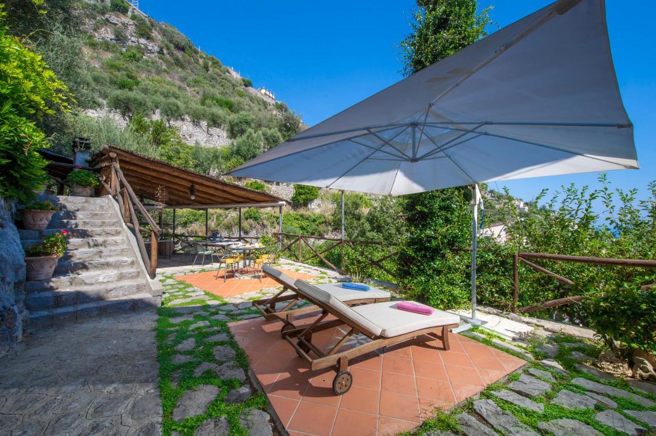 Villamena Bed & Breakfast 3*