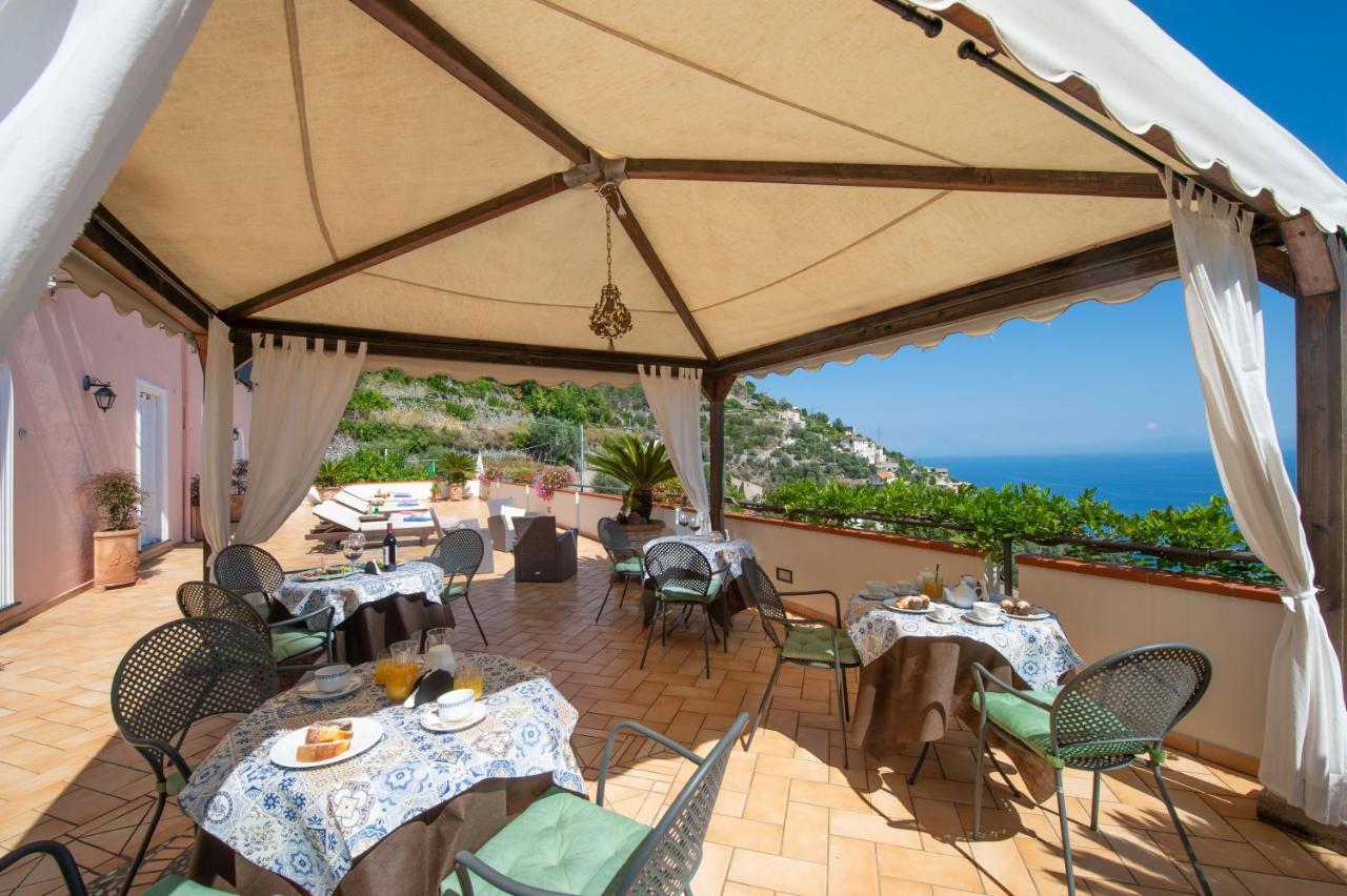 Bed and breakfast Villamena 3*